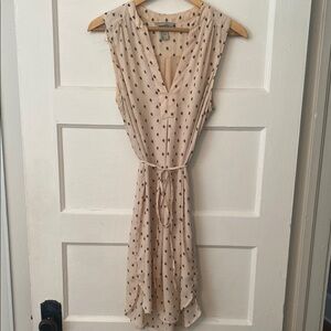 Elegant Cream Sleeveless Dress